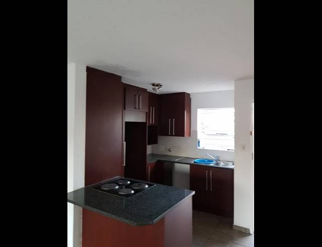 2 BEDROOM APARTMENT FOR SALE IN DELAREY